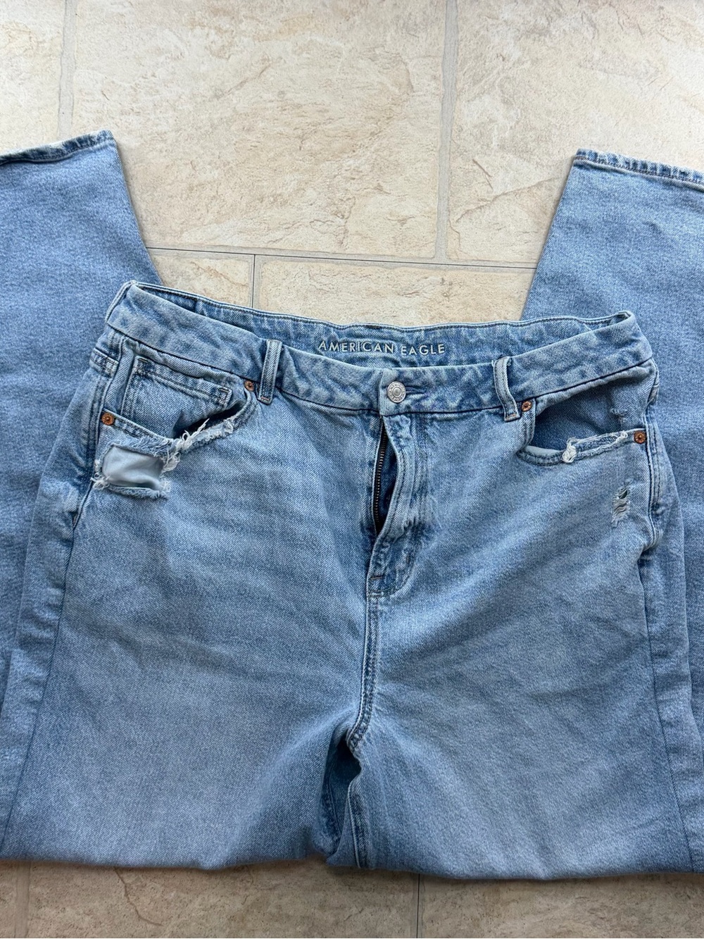 American Eagle Outfitters Light Blue Boyfriend Jeans